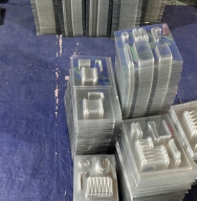 Vỉ Nhựa, Bao Ngũ Kim